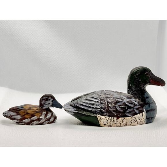 Vintage Carved Duck Pair Figurines – Stone Paperweight Duck and Wooden Mini Duck - Picture 8 of 13